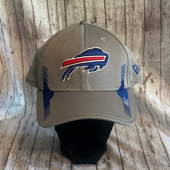 🧢🏈NWT NFL Unisex Gray Buffalo Bills New Era Fitted Cap Size Small/Medium - Picture 1 of 5